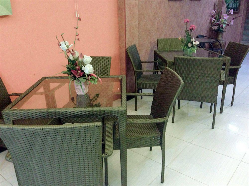 Tiras Khách sạn Patong
