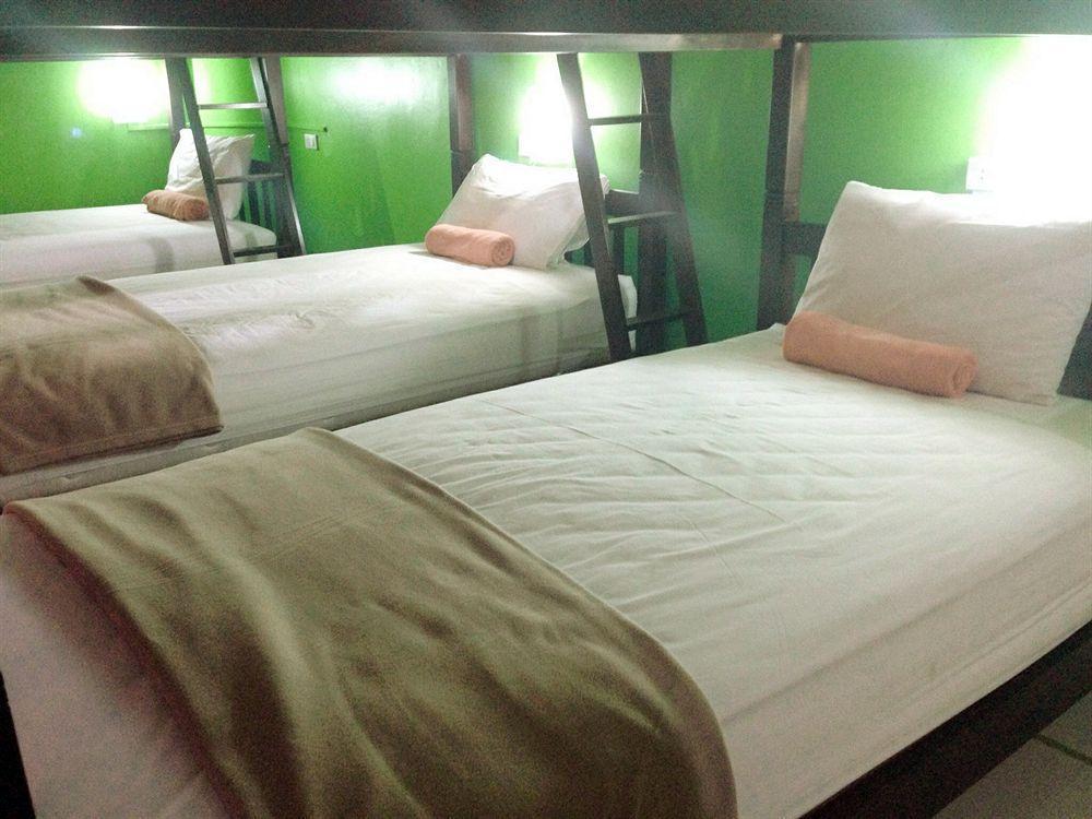 Tiras Khách sạn Patong